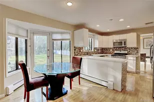 7 Pecan Valley Dr, New City, NY 10956 - Photo 8