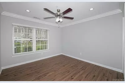 2001 Dolphin Lane #2001, Holbrook, NY 11741 - Photo 10