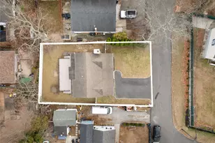 7 Atlantic Dr, Sound Beach, NY 11789 - Photo 22