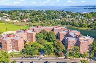 210 Pelham Rd, New Rochelle, NY 10805 - Photo 26