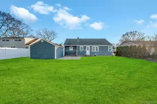 110 Monroe Ave, Patchogue, NY 11772 - Photo 24