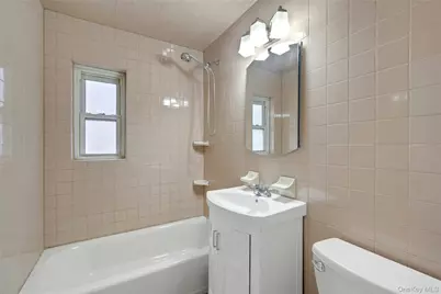 330 S Broadway #E9, Tarrytown, NY 10591 - Photo 14