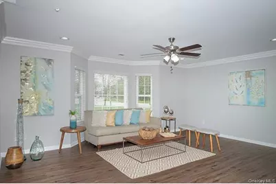 2207 Dolphin Lane #2207, Holbrook, NY 11741 - Photo 4