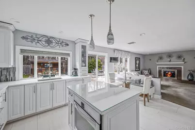 32 San Rafael Avenue, Holbrook, NY 11741 - Photo 28