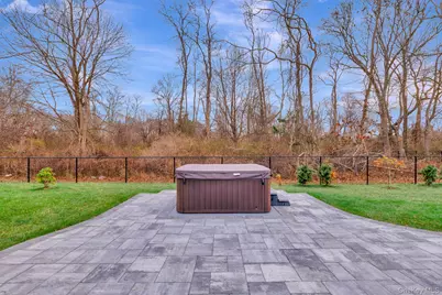 15 Shaw Lane, East Moriches, NY 11940 - Photo 32