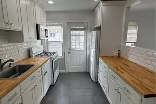 10 Dorothy Ct, Merrick, NY 11566 - Photo 6