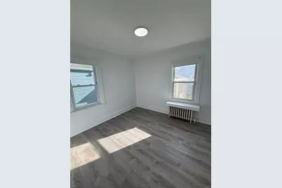 10 Dorothy Court, Merrick, NY 11566 - Photo 8