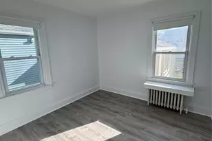 10 Dorothy Ct, Merrick, NY 11566 - Photo 8