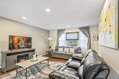 151 Allwood Avenue, Central Islip, NY 11722 - Photo 4