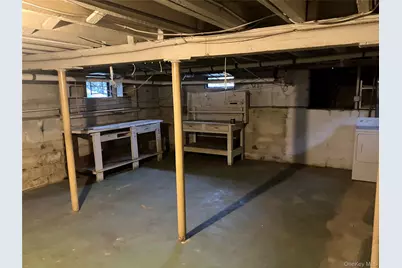 4627 Jayson Avenue, Great Neck, NY 11020 - Photo 14