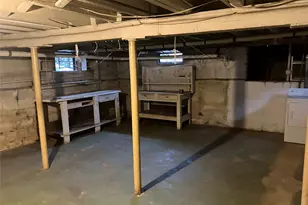 4627 Jayson Ave, Great Neck, NY 11020 - Photo 14