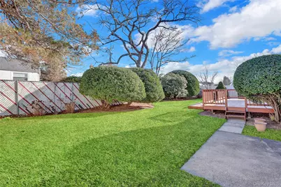 607 Saint George Avenue, North Babylon, NY 11703 - Photo 26