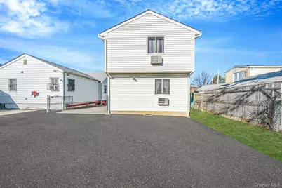 16740 145th Drive, Jamaica, NY 11434 - Photo 20