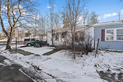 4 Locust Street, Newburgh, NY 12550 - Photo 2