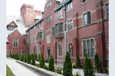 207 Chateau Rive Street #207, Peekskill, NY 10566 - Photo 2