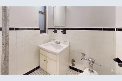 123-35 82nd Road #3Q, Kew Gardens, NY 11415 - Photo 10