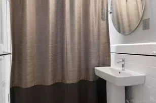 25-40 31st Ave, Astoria, NY 11106 - Photo 18