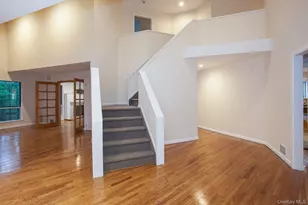 12 N Ridge Rd, Setauket, NY 11733 - Photo 4