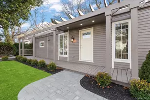 27 Valley Ave, Locust Valley, NY 11560 - Photo 28