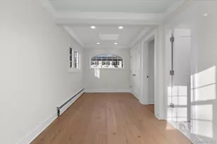 27 Valley Ave, Locust Valley, NY 11560 - Photo 16