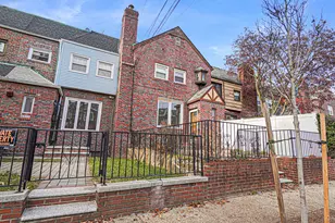 2521 Yates Ave, Bronx, NY 10469 - Photo 2