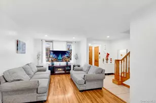 239 Brinsmade Ave, Bronx, NY 10465 - Photo 12