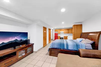 239 Brinsmade Avenue, Bronx, NY 10465 - Photo 24