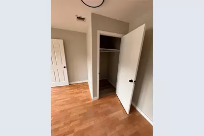 282 16th St, West Babylon, NY 11704 - Photo 8