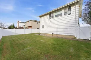 504 Cedarwood Dr, Cedarhurst, NY 11516 - Photo 22