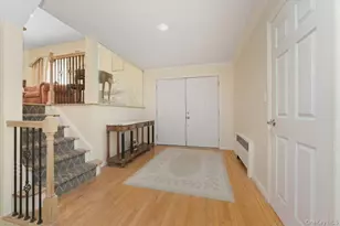 504 Cedarwood Dr, Cedarhurst, NY 11516 - Photo 2