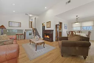 504 Cedarwood Dr, Cedarhurst, NY 11516 - Photo 4