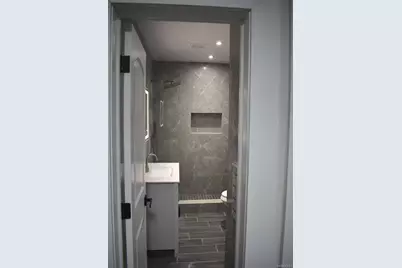 563 E 3rd Street #2nd Floor, Mount Vernon, NY 10553 - Photo 10