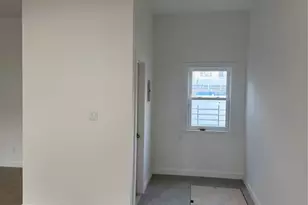 51 Lawrence St, Yonkers, NY 10705 - Photo 4