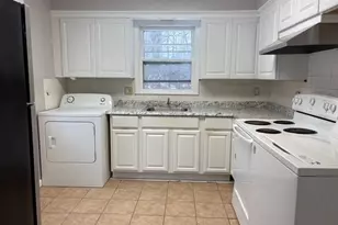 10 Balder Ct, Monroe, NY 10950 - Photo 4