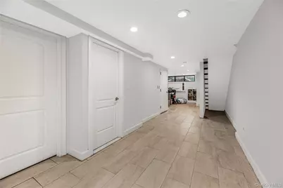 3067 Williamsbridge Road, Bronx, NY 10467 - Photo 26