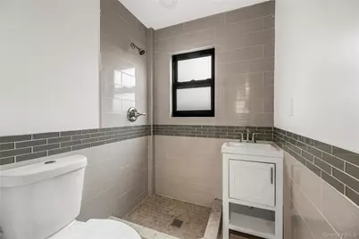 3067 Williamsbridge Road, Bronx, NY 10467 - Photo 22