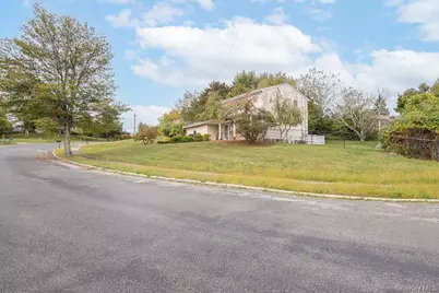 132 Neptune Drive, Monroe, NY 10950 - Photo 1