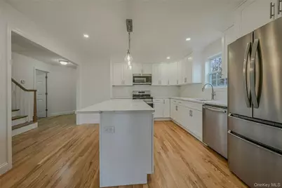 98 Scenic Lake Drive, Riverhead, NY 11901 - Photo 16