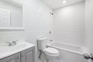 278 Balcom Ave, Bronx, NY 10465 - Photo 14