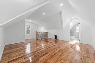 190-10 114th Dr, Saint Albans, NY 11412 - Photo 14