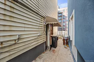 31-60 12th St, Astoria, NY 11106 - Photo 28