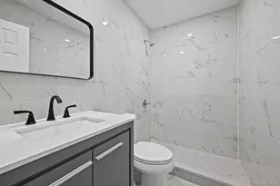 9 Harmony Ln, Glen Cove, NY 11542 - Photo 4