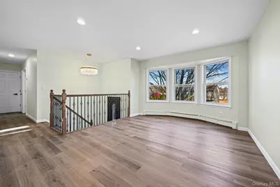 9 Harmony Lane, Glen Cove, NY 11542 - Photo 2