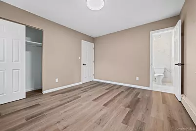 9 Harmony Lane, Glen Cove, NY 11542 - Photo 10