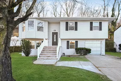 9 Harmony Lane, Glen Cove, NY 11542 - Photo 22