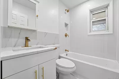 898 Blake Avenue, Brooklyn, NY 11207 - Photo 10