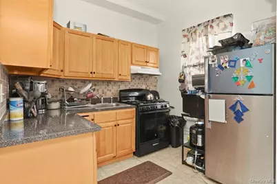80 Elliott Avenue, Yonkers, NY 10705 - Photo 14