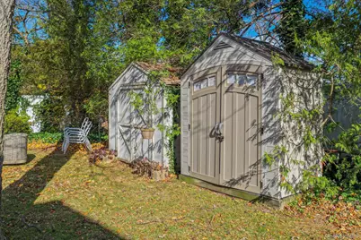 20 Sterling Place, Roosevelt, NY 11575 - Photo 34