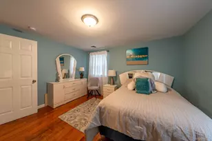 20 Sterling Pl, Roosevelt, NY 11575 - Photo 18