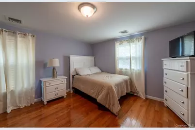 20 Sterling Place, Roosevelt, NY 11575 - Photo 24